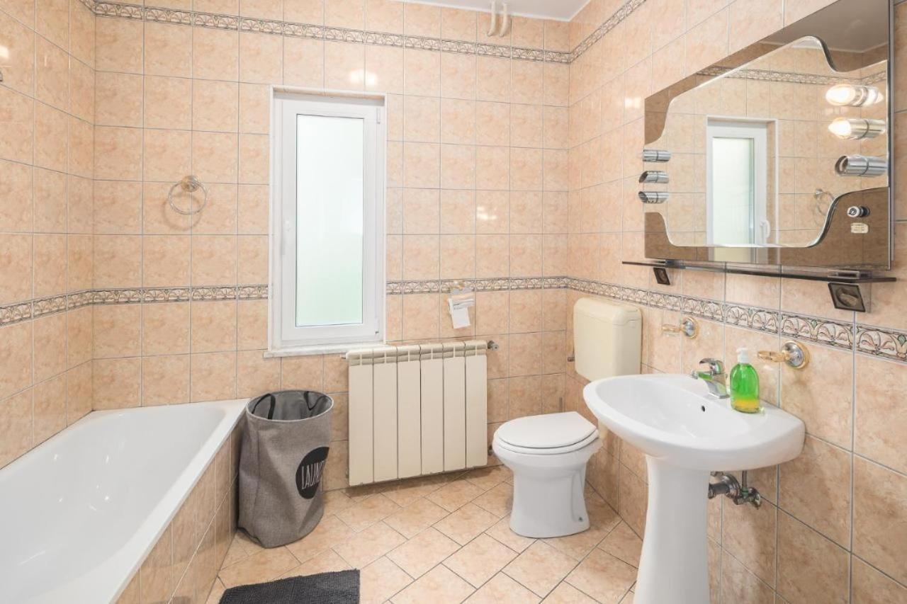 פורץ Villa More Mio מראה חיצוני תמונה
